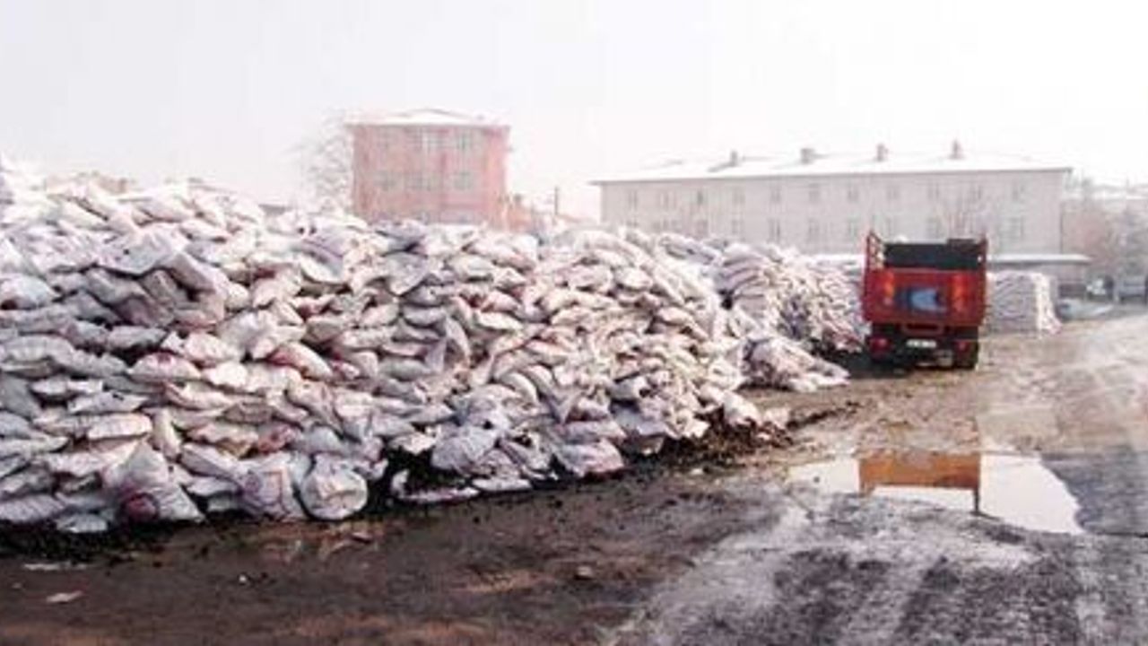 2012 YILINDA AKŞEHİR' E 5000 TON KÖMÜR YARDIMI