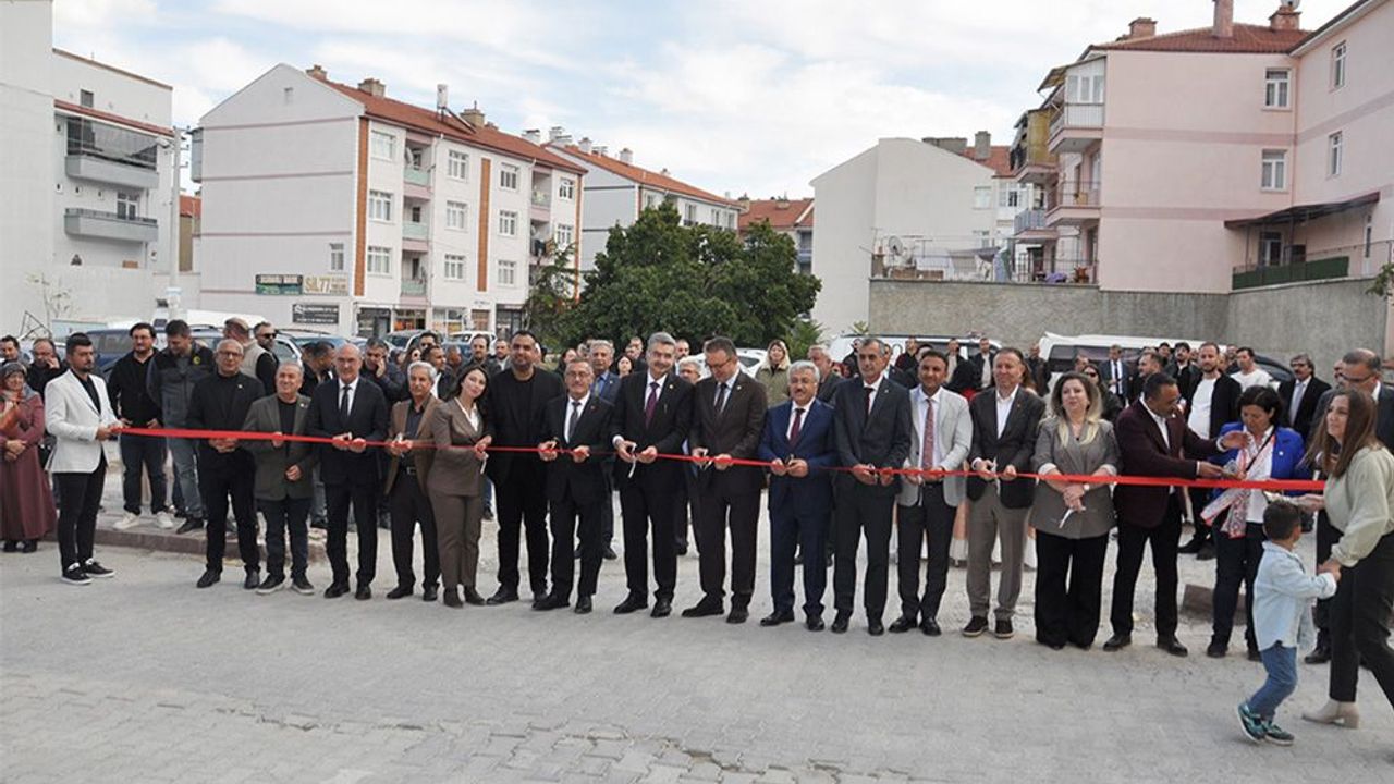 Akşehir'de yeni hukuk bürosu açıldı