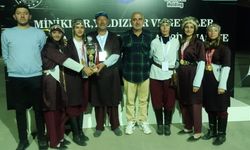 OKÇULARIMIZ KÜRSÜYÜ İŞGAL ETTİ