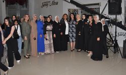 “Anneler Bizim En Kıymetlilerimiz”