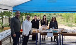 Yunak Cemal Karacan Anadolu Lisesi'nde Kermes Coşkusu