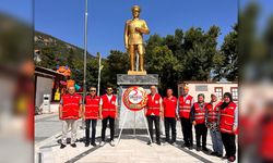 Kızılay Gönüllüleri Cumhuriyet Meydanı’nda Bir Araya Geldi
