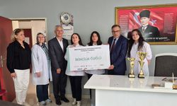 Müdür Topaloğlu'ndan Başarıya Tebrik Ziyareti