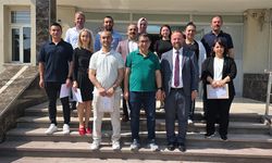 Yunak'ta Öğretmenlere Başarı Belgesi