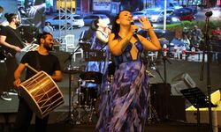 Cumhuriyet Meydanı'nda Müzik ve Coşku