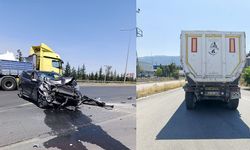 D-300 Karayolu’nda Tır ile Kamyonet Çarpıştı: 1 Yaralı