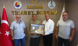 Seyyid Mahmud Hayrani Derneği’nden Ticaret Borsası’na Ziyaret