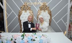 Uğurluoğlu ve Akçay Ailelerinin Mutlu Günü