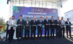 Doğanhisar’a Kazandırılan Meydan Düzenlemesi Hizmete Açıldı