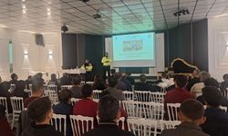 Akşehir’de Okul Geçit Görevlilerine Eğitim Verildi