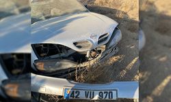 Otomobil Şarampole Yuvarlandı 4 Yaralı