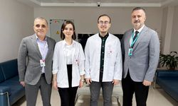 Baba, Kızı ve Damadıyla Aynı Hastanede Şifa Dağıtıyor