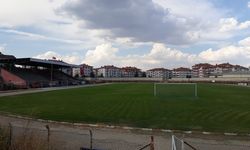Nasreddin Hoca Stadyumu Zemini ‘Sentetik Çim’ Oluyor