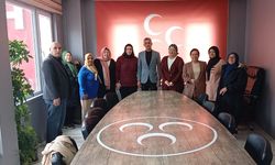 Batı Cephesi Kadınları Derneği’nden MHP’ye Ziyaret