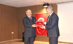 Yunak Belediyesinden Tüm Öğretmenlere Hediye