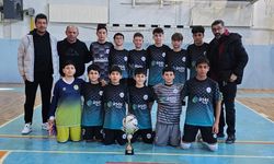 Bahçelievler Ortaokulu Futsal Takımı Zirvede