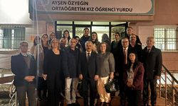 İlçe Protokolü Kız Pansiyonu Öğrencileriyle Bir Araya Geldi