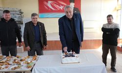 Belediye İşçileri TİS Sevincini Pasta Keserek Kutladı