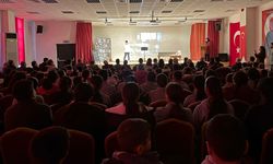 Yunak'ta Şiir Dinletisi Mest Etti