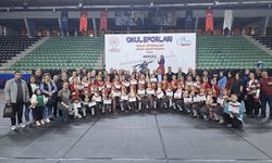 Akşehirli Öğrenciler Denizli’den Şampiyonlukla Döndü