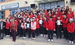 Öğrencilerden Anlamlı Bağış: 402 Fidan Toprakla Buluştu