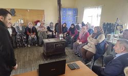 Kadın Kursiyerlere Sosyal Hizmet Modelleri Anlatıldı