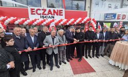 İşcan Eczanesi Dualarla Hizmete Açıldı