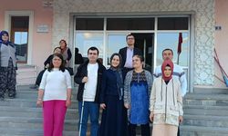 Görme Engelliler İçin Beyaz Baston ve Bağımsız Hareket Kursu Sona Erdi