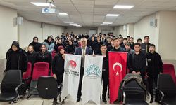 Akşehir’de “Taştan Kalelerden Yaşayan Hanelere” Söyleşisine Yoğun İlgi