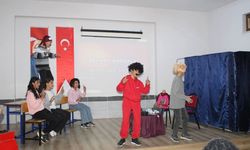 Yunak Kuzören'den Muhteşem Sergi ve Tiyatro
