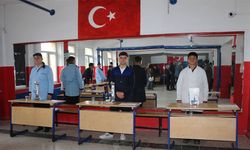 Yunak'ta Dört Dörtlük Tübitak Fuarı