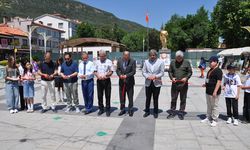 Akşehir BİLSEM'den Cumhuriyet Meydanı'nda Sanat Rüzgârı