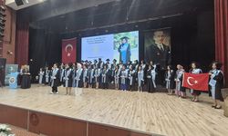 Akşehir MYO’da 36. Mezuniyet Coşkusu
