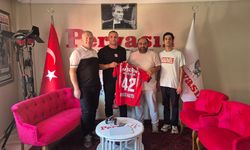 Akşehir Martı Spor’dan Pervasız Gazetesi’ne Teşekkür Ziyareti