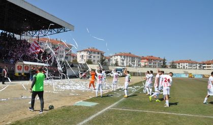 KÜME DÜŞMEYE RAMAK KALDI (FOTOĞRAFLAR İÇİN TIKLAYINIZ)