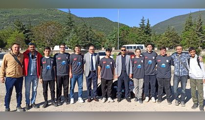 Akşehirli Öğrenciler 17. MEB Robot Yarışması’nda