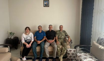 Garnizon Komutanından Şehit Ailesine Anlamlı Ziyaret