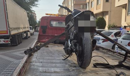 Ehliyetsiz ve Abartı Egzozlu Motosiklet Sürücüsüne 61 Bin TL Ceza