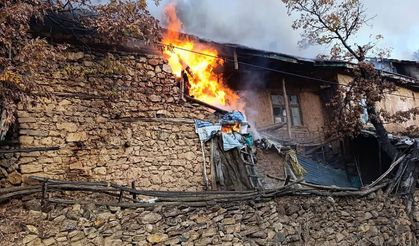 Davras Mahallesi’ndeki Yangın Korkuttu