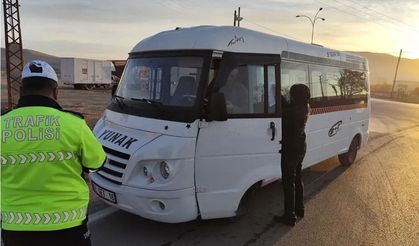 Yunak’ta Taşımalı Eğitim Araçları Denetimden Geçti