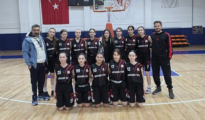 Akşehir Lisesi Kız Basketbol Takımı Yarı Finalde