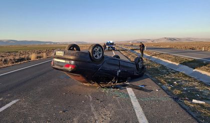 Akşehir Yunak Yolunda Trafik Kazası: 2 Yaralı