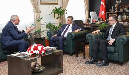 Nurettin Akbuğa’dan Özgür Özel’e Ziyaret