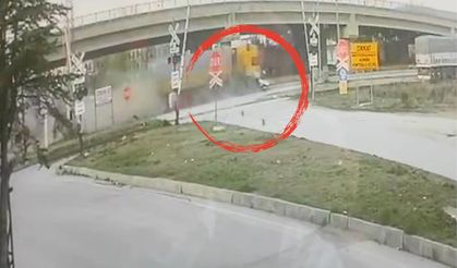 Tırın Çarptığı Araç Hurdaya Döndü: 1 Ölü