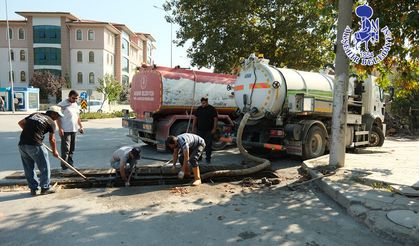 Akşehir Belediyesi’nden Yağmur Sezonu Öncesi Temizlik