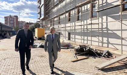 Kaymakam Yiğit, Hükümet Konağı’ndaki Onarım Çalışmalarını İnceledi