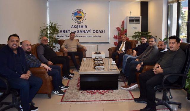 BAŞKAN AKKAYA’DAN TİCARET ODASI VE BORSAYA ZİYARET