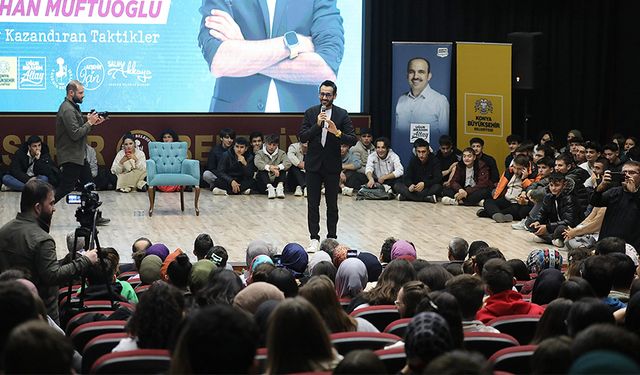 AKŞEHİRLİ ÖĞRENCİLERE “SINAV KAZANDIRAN TAKTİKLER” ANLATILDI