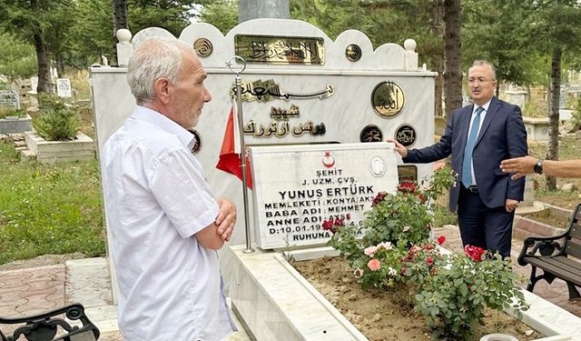 KAYMAKAM ÖZEL’DEN ŞEHİT MEZARINA ZİYARET