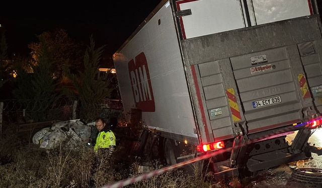 AKŞEHİR'DE TRAFİK KAZASI: 1 ÖLÜ 1 YARALI